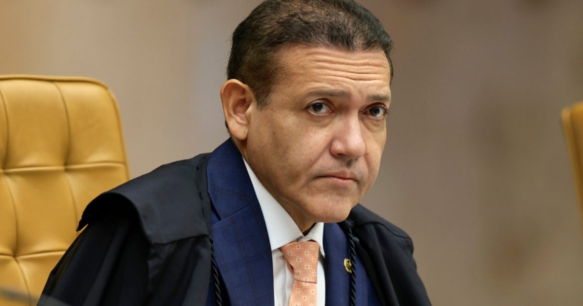 nunes-marques-da-20-dias-para-pgr-se-manifestar-sobre-pedido-de-bolsonaro-para-anular-condenacao-por-trama-golpista