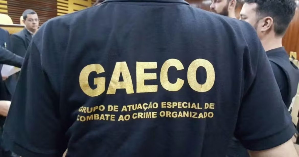 receita-federal-deflagra-2a-fase-da-operacao-carbono-oculto-contra-lavagem-de-dinheiro-do-pcc-com-fintechs
