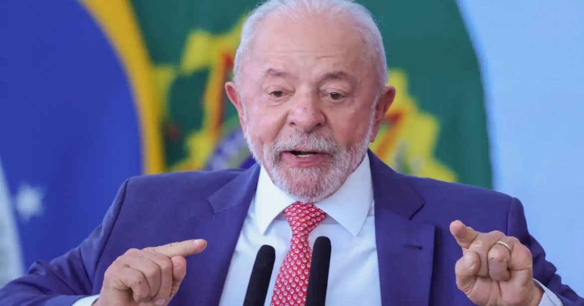 esquerda-tem-que-usar-verde-e-amarelo-na-copa-para-cores-nao-serem-tomadas-por-fascista,-diz-lula