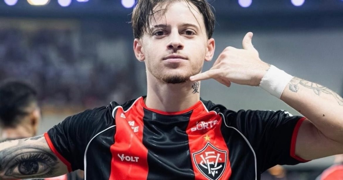 eficiencia-decisiva:-tarzia-participa-de-gol-a-cada-36-minutos-nos-ultimos-jogos-do-vitoria;-veja-numeros