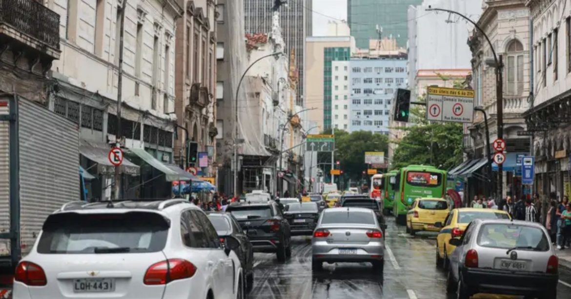camara-dos-deputados-analisa-projeto-de-lei-que-preve-isencao-de-impostos-para-idosos-na-compra-de-veiculos
